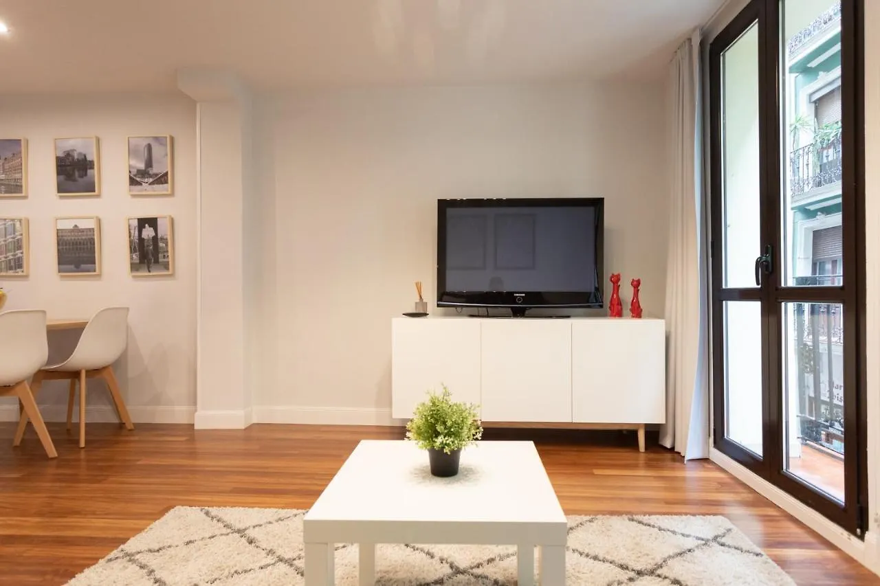Precioso Apartamento En Pleno Casco Viejo Bilbao Spanien