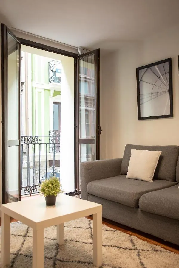Precioso Apartamento En Pleno Casco Viejo Bilbao 0*,